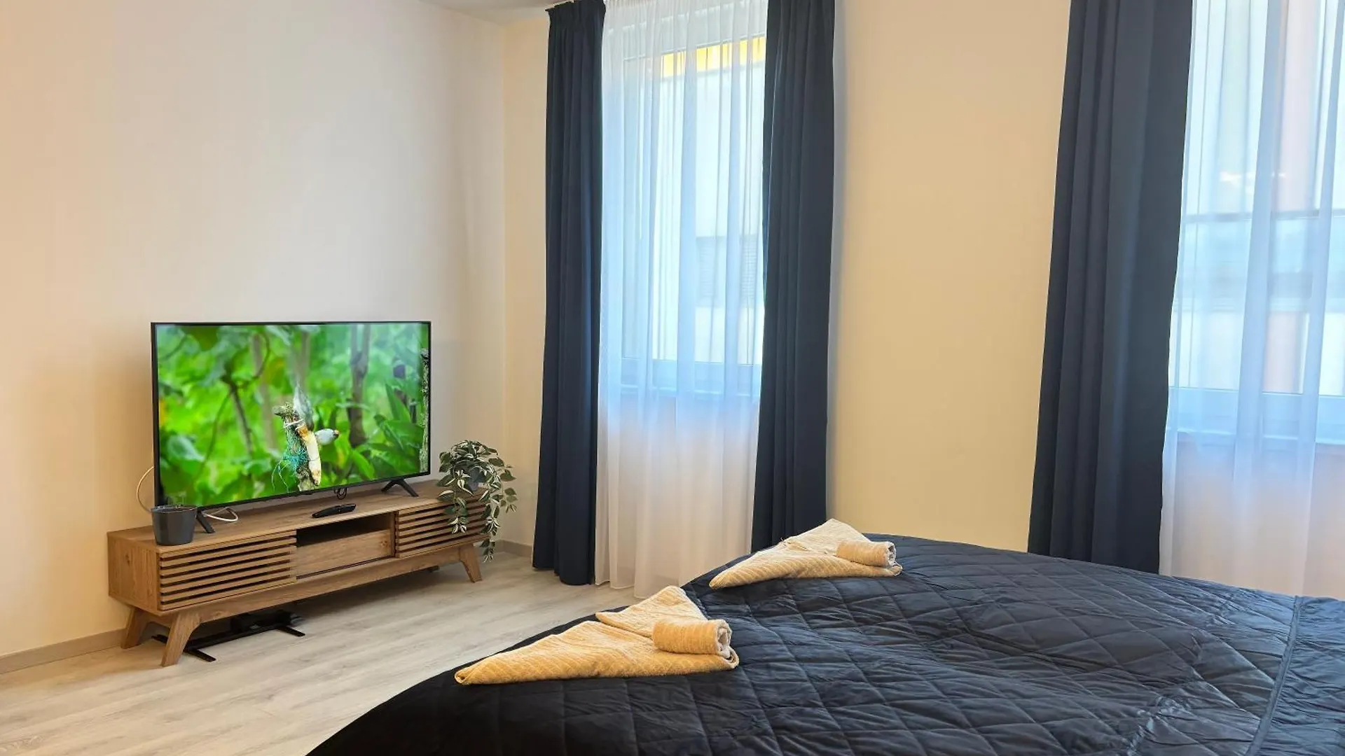 Budapest Spirit - Azure Sky With Free Parking شقة