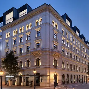 Dorothea Hotel, Budapest, Autograph Collection بودابست